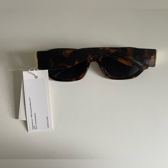 🌞H&M | NWT Sunglasses - Picture 5 of 5